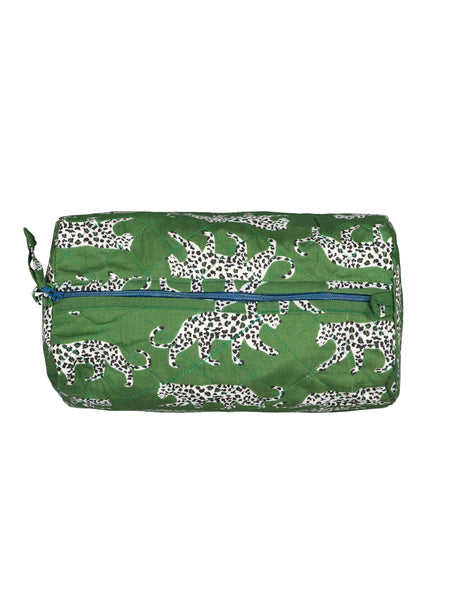 Round quilted toiletry bag